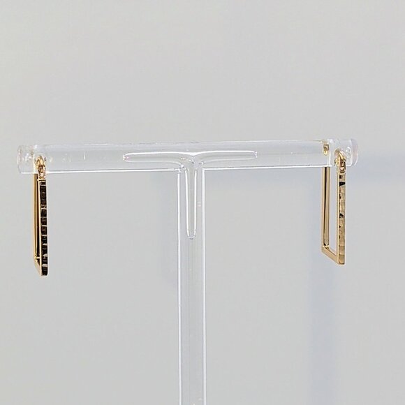 14K Gold Rectangular Hoop Earrings Lightweight Minimalist Design For Women - Picture 1 of 10